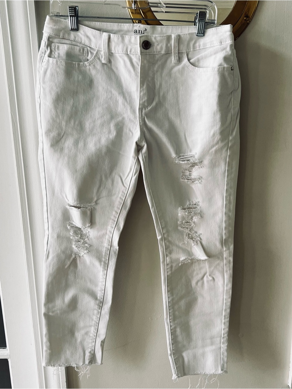 A.N.A White Ankle -Skinny Jeans